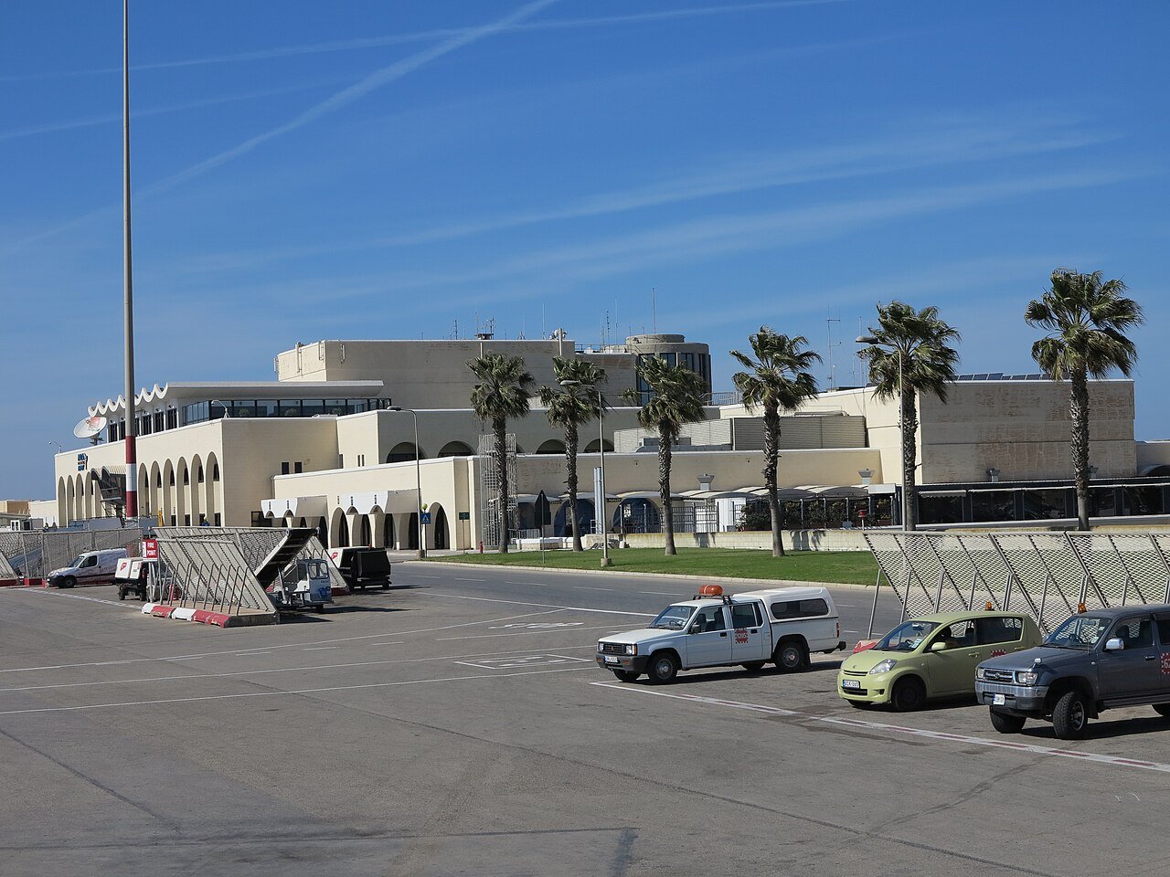マルタ ワーホリ 申請方法と必要書類2026